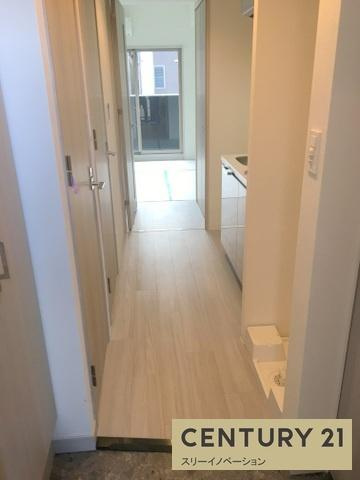 グランカリテ大正ドマーニのキッチン|★玄関上がるとこんな感じ★