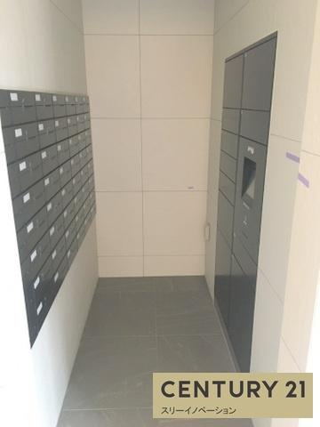 グランカリテ大正ドマーニのエントランス|★集合ポスト★宅配ＢＯＸ★