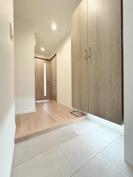 ホーユウパレス笹下の玄関