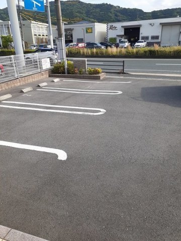 ＥＳＴＡＳＩＡの駐車場