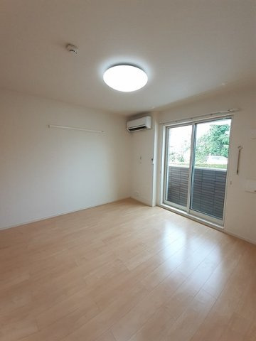 ライム１７の居間・リビング