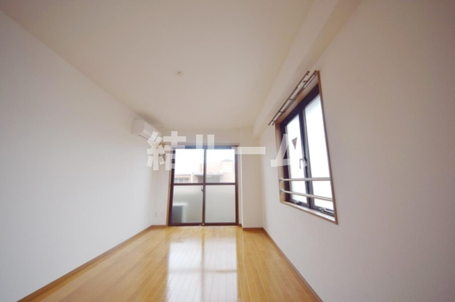 板橋区高島平１丁目の賃貸マンションの居間・リビング