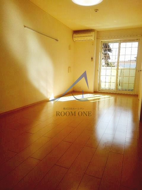 セレノ中野島の居間・リビング|洋室のお部屋です。