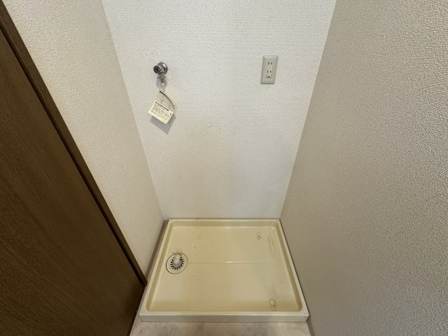 グランプレステージ明石西Ⅱのランドリースペース