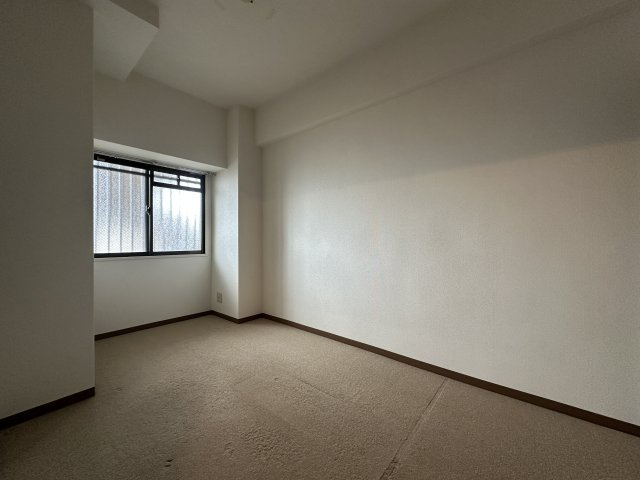 グランプレステージ明石西Ⅱの洋室