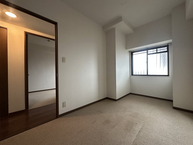 グランプレステージ明石西Ⅱの洋室