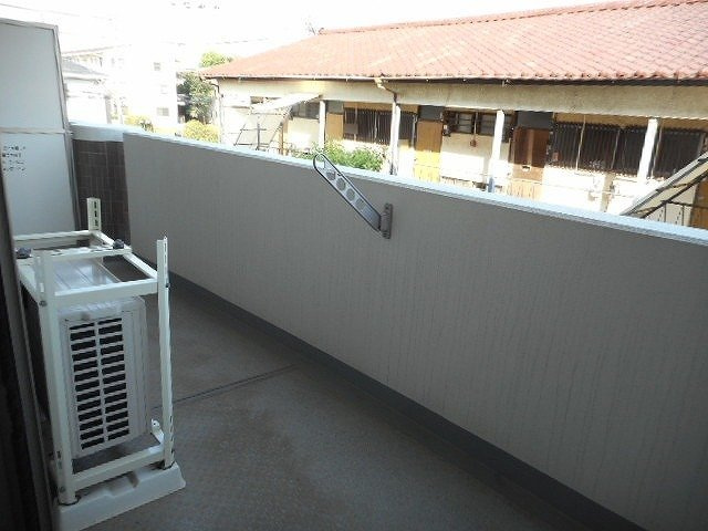 アベニール三鷹　Ｒのバルコニー