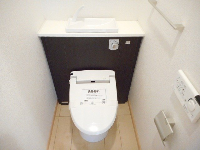 アベニール三鷹　Ｒのトイレ