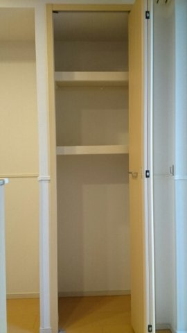 フレージュアルバ　Ｂの収納