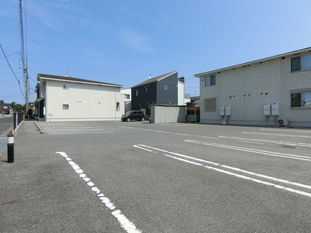 フレージュアルバ　Ｂの駐車場