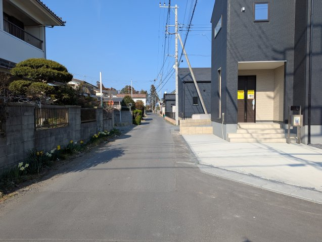 ひたちなか市田彦　10期の前面道路含む現地写真|前面道路含む現地写真です