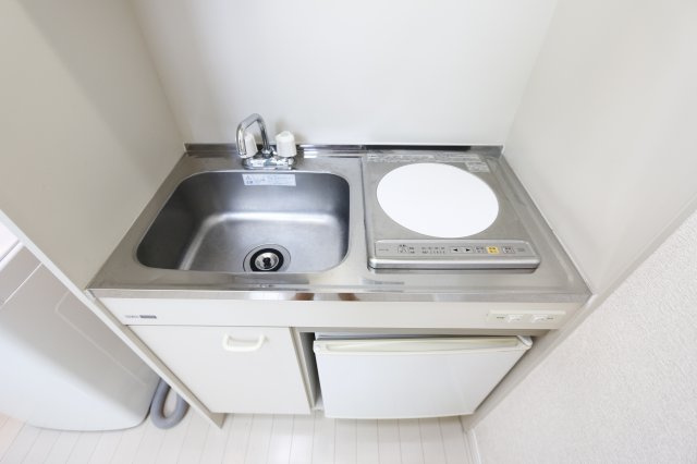 サクセス金沢八景クァトロッチオの瞳のキッチン|同物件の参考写真です。