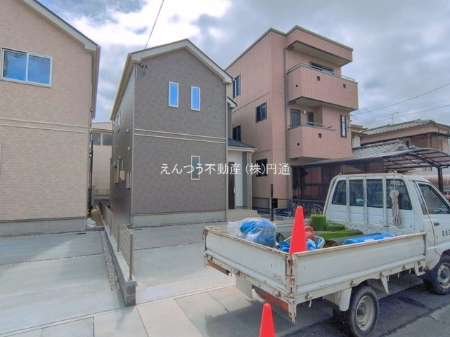 ハートフルタウン川北町2期の前面道路含む現地写真