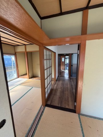 大字徳山一戸建ての和室