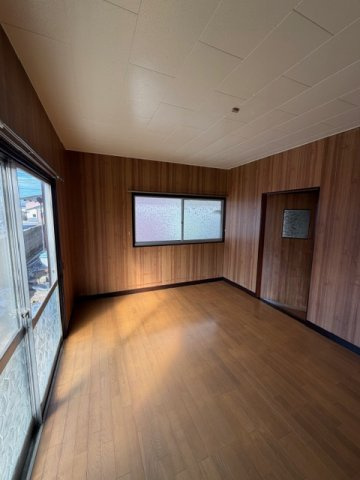 大字徳山一戸建ての居間・リビング