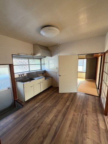 大字徳山一戸建てのキッチン