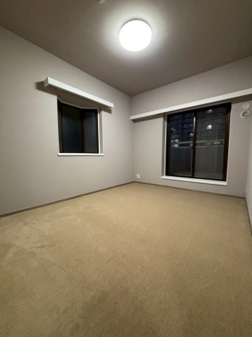 パークシティ新川崎東三番街F棟の洋室