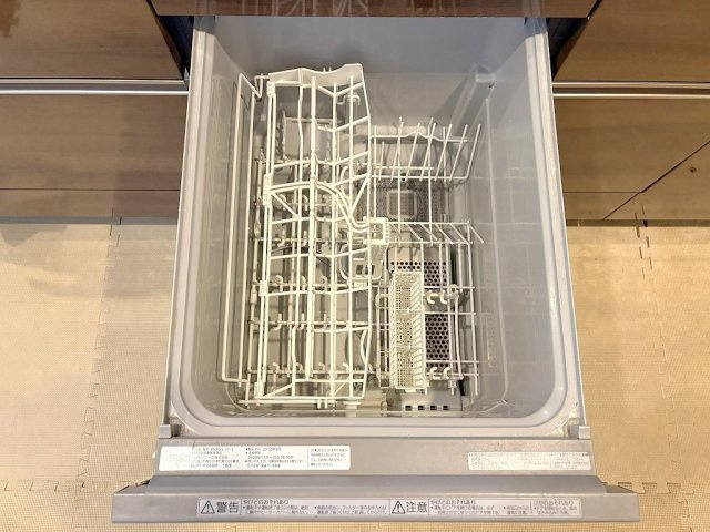 ザ・ライオンズ三郷中央レジデンスＢのキッチン|家事の時短につながる食洗機を完備♪ウルトラファインバブルで洗い物の汚れが落ちやすくなります
