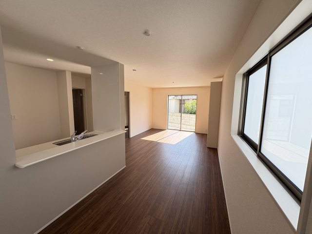 LG豊見城市我那覇-3号棟　＼☆ご成約時キャッシュバック☆／の居間・リビング