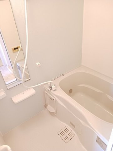 シャルムＢの浴室