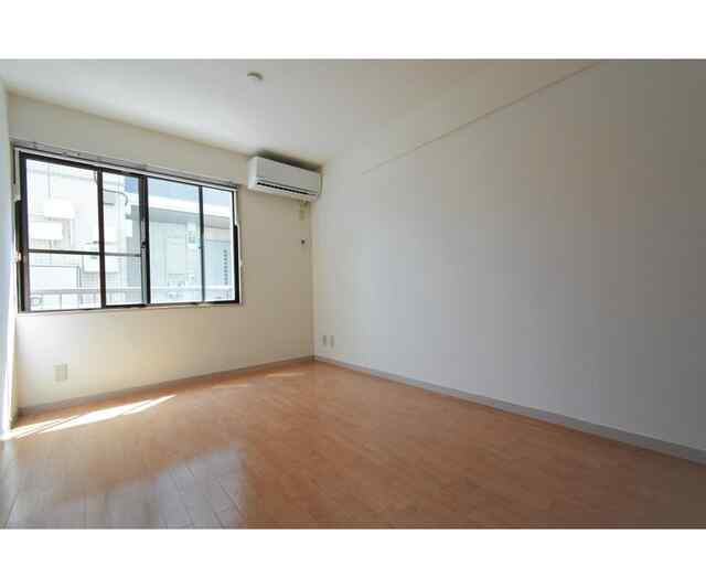 調布市国領町１丁目の賃貸マンションの寝室