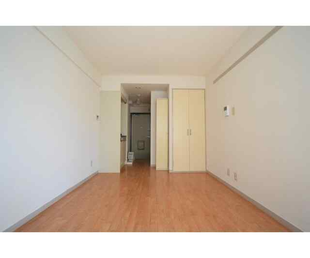 調布市国領町１丁目の賃貸マンションの居間・リビング