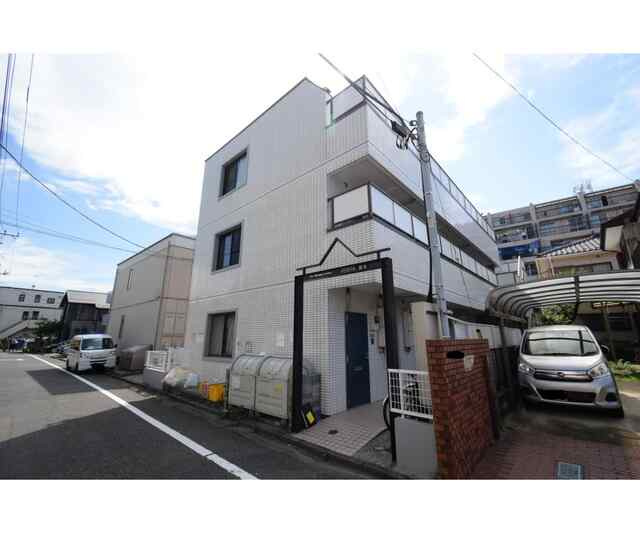 調布市国領町１丁目の賃貸マンションの外観