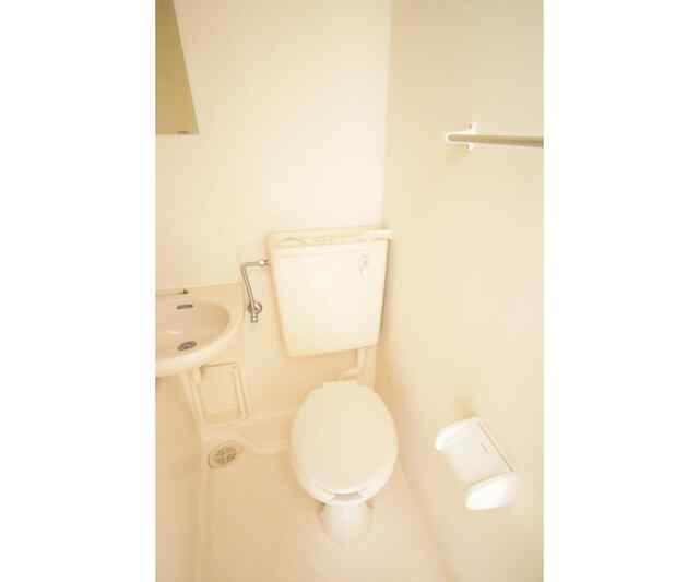 調布市国領町１丁目の賃貸マンションのトイレ