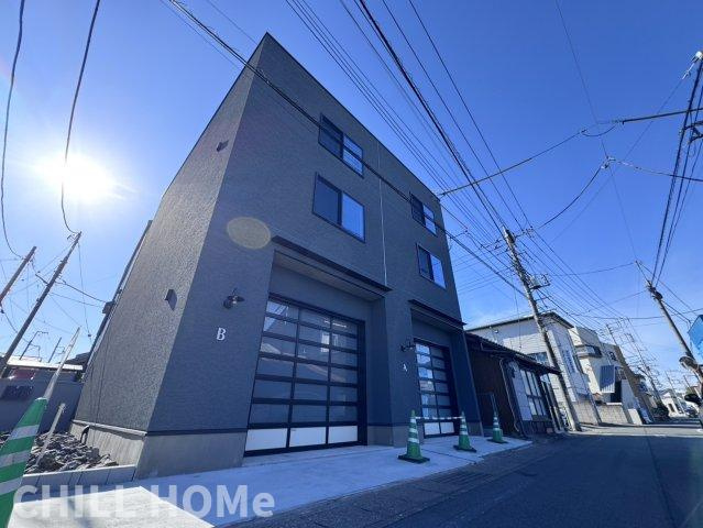 ガレージ付き１Ｒアパートの外観|他社様掲載物件もまとめてご紹介、ご案内可能です(^^)/