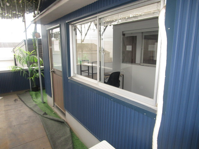 大阪市西成区松３丁目の倉庫