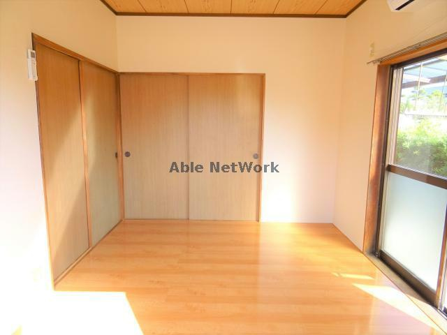 青葉住宅4の居間・リビング|洋室6