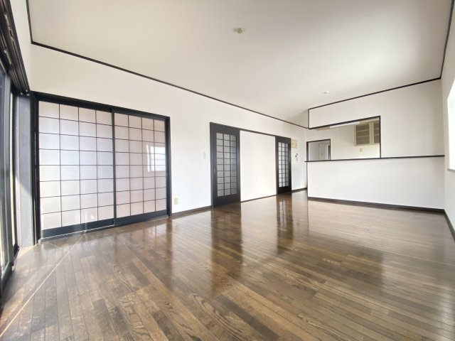 論地町3丁目戸建の居間・リビング