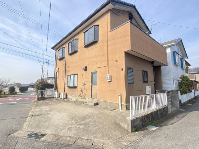 論地町3丁目戸建の駐車場|縦列２台可