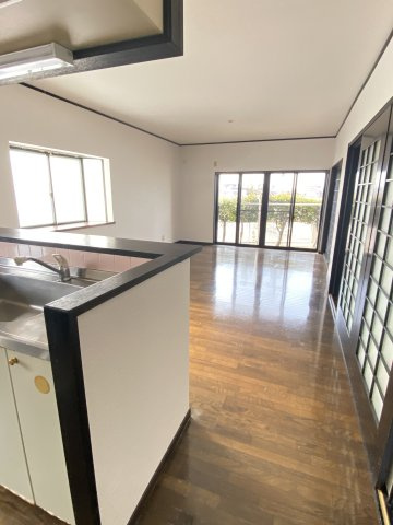 論地町3丁目戸建の居間・リビング