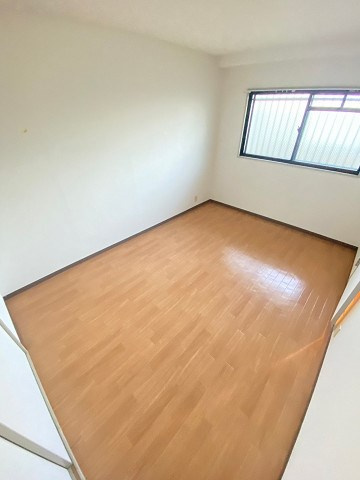 グロリオーサ甲東の居間・リビング