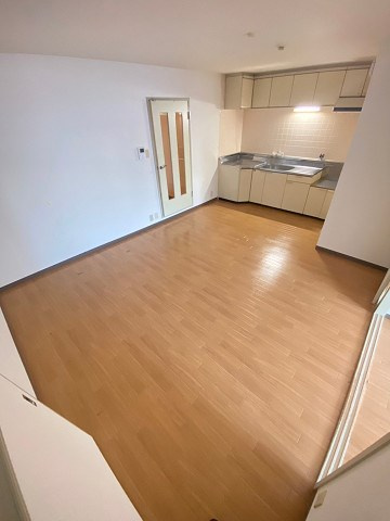 グロリオーサ甲東の居間・リビング