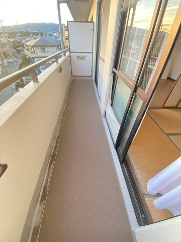 グロリオーサ甲東のバルコニー