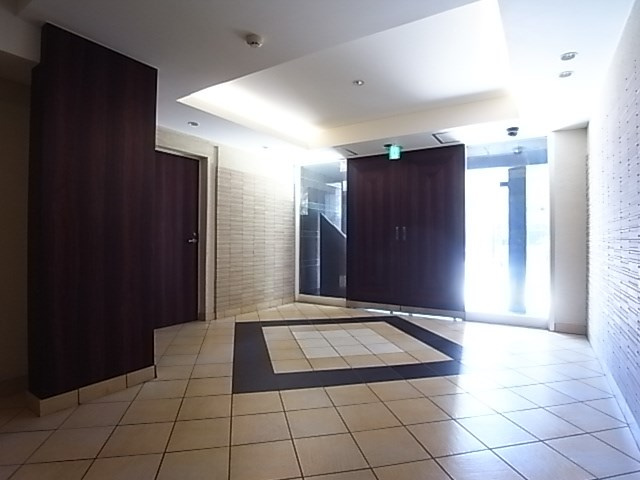 アドバンス三宮Ⅲリンクスのロビー