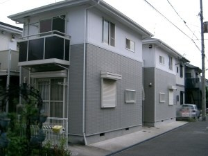 シャルマン前原の外観