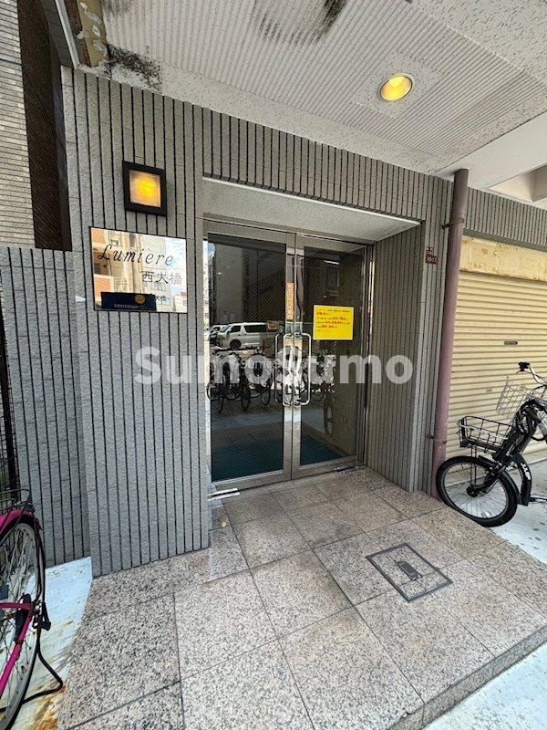 ルミエール西大橋のエントランス|落ち着いたエントランスです