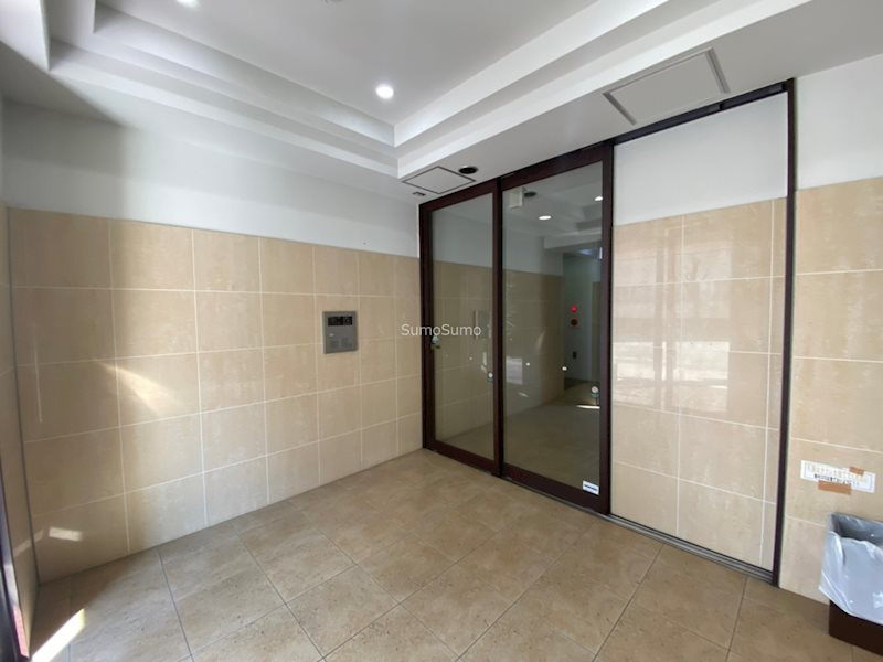 リヴィアスナンバルーチェのロビー|毎日通るロビーはこのようになっています