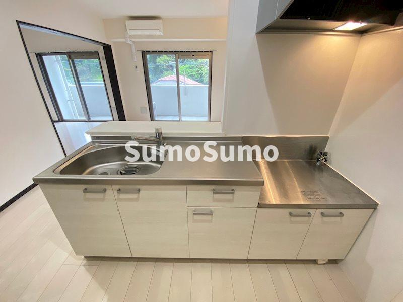 ナウヴィレッジ港のキッチン