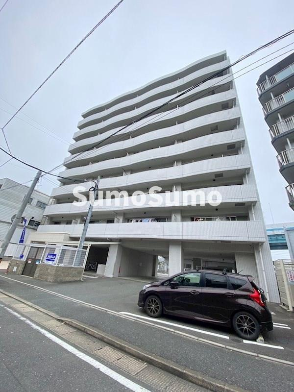 ナウヴィレッジ港の外観