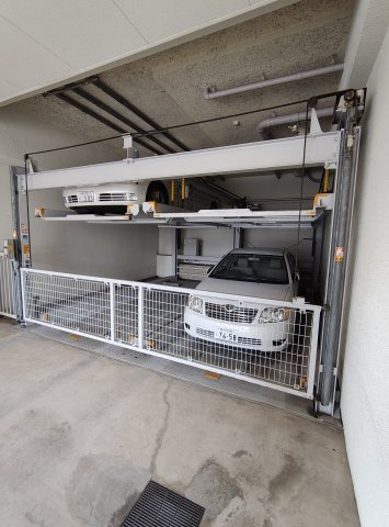 アーバンヴィレッジ中山手の駐車場