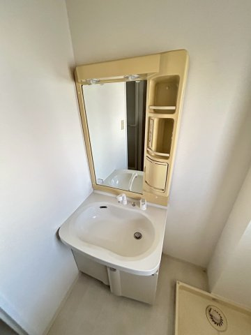 カウリー芦屋の洗面所