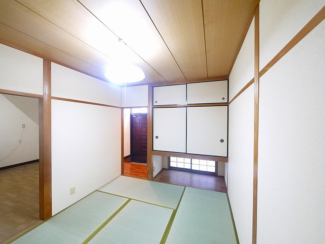 メゾン宮城の和室