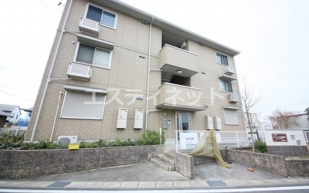 グランシャリオ前屋敷A