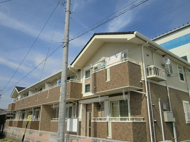 マーベラスシーダーの外観