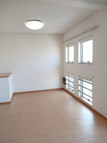 マーベラスシーダーの居間・リビング