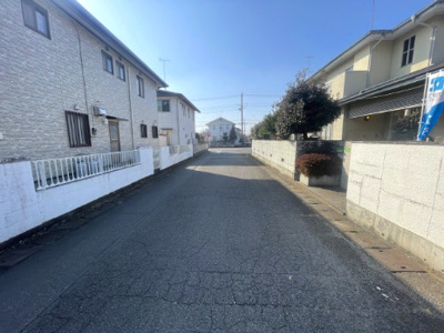 【前面道路含む現地写真】 | 真岡市高勢町5DK中古住宅